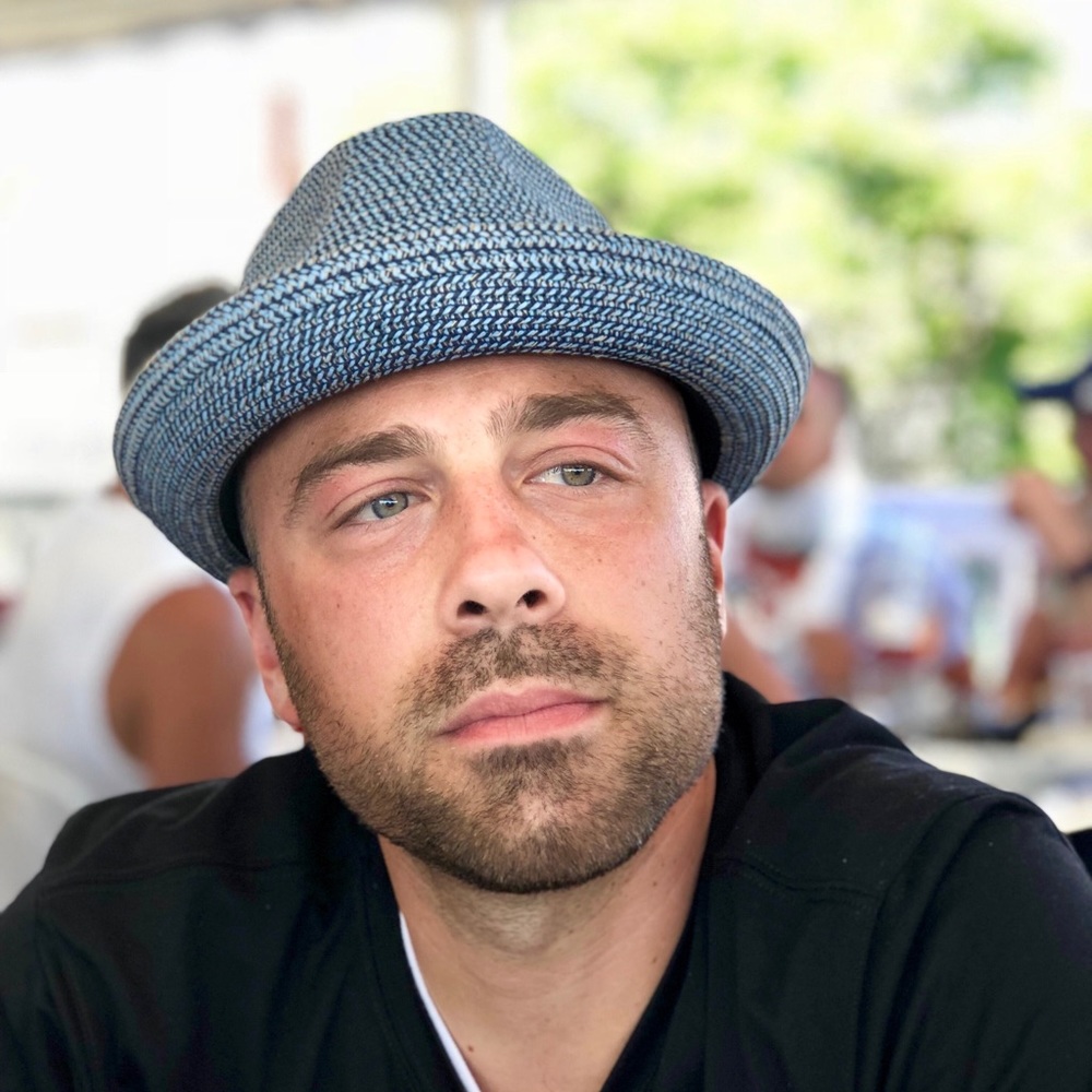 Meet your Posher, Mitchell